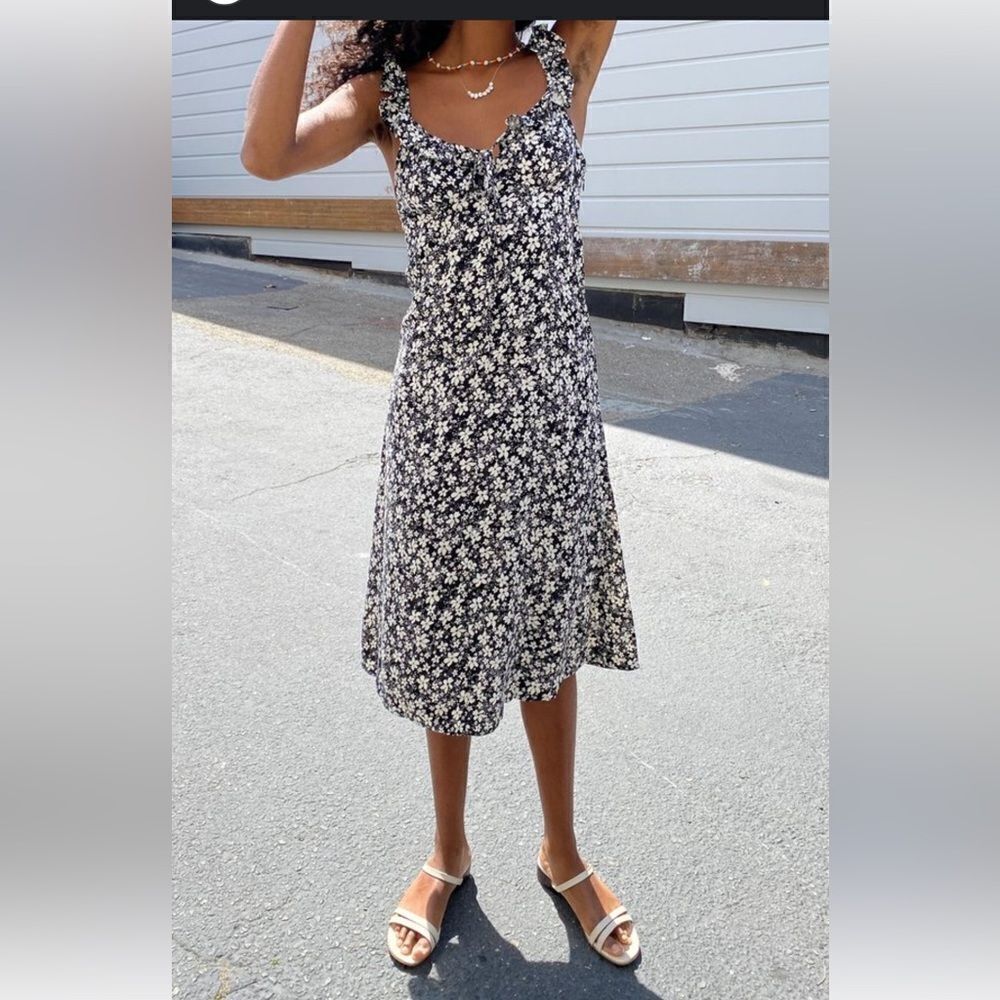AUGUSTEโCOLE LOVE MIDI DRESS - floral sizeโmedium